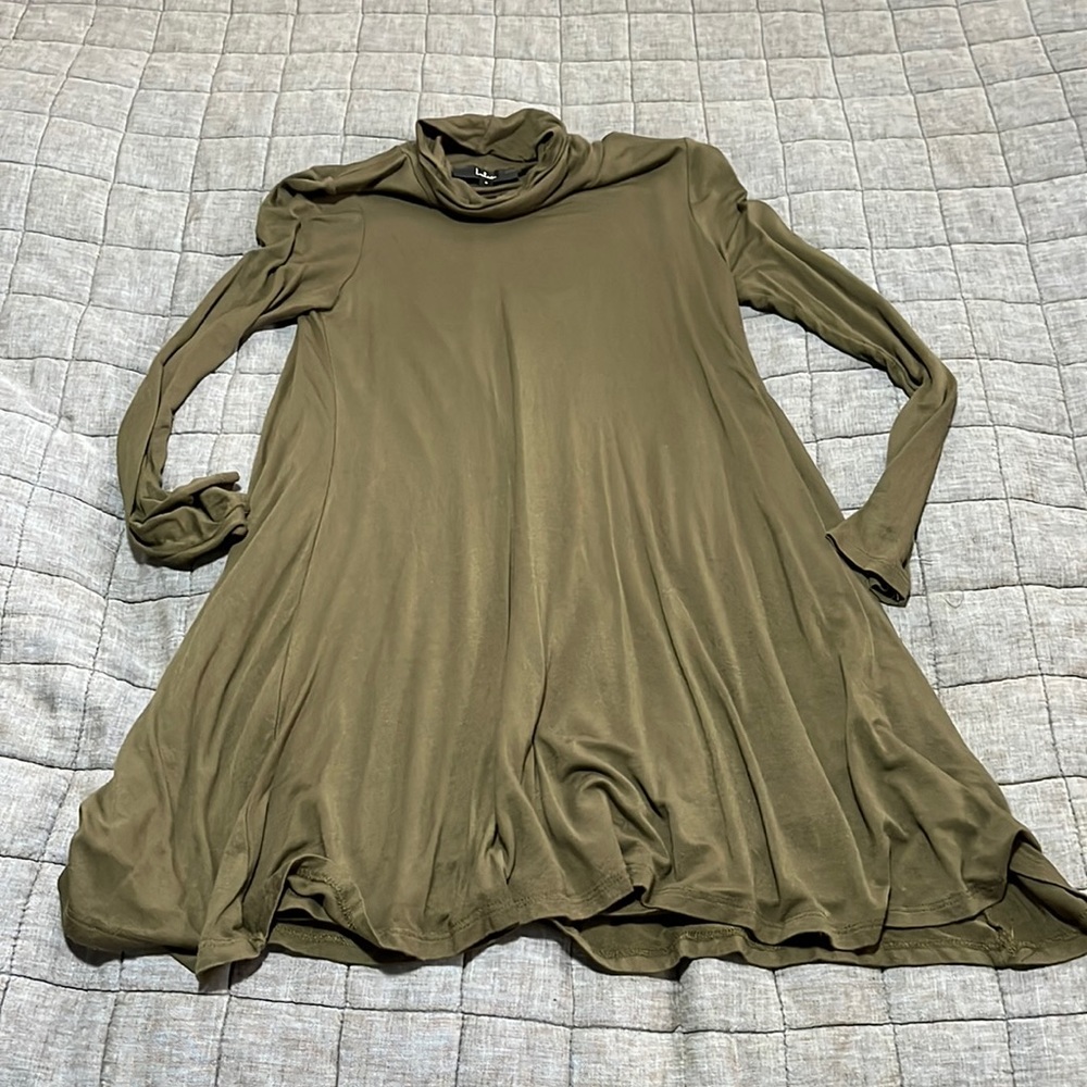 Lulus fitted long sleeve dress